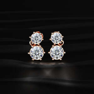 Boucles d'oreilles clous en moissanite taille ronde double pierre 6 TCW, couleur incolore VVS, or 14K, deux pierres solitaires, fermoir à vis, bijoux faits main, cadeau - Product Image 2