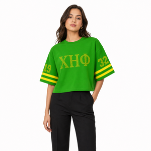 Camiseta Personalizada con Pedrería para Mujer, Verde y Amarillo, con Letras Griegas Brillantes 1932, Top Corto Oversize con Mangas a Rayas, Venta al Por Mayor - Product Image 6