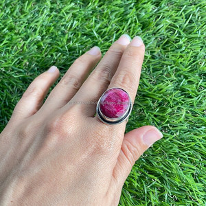 Bague en argent sterling 925 rubis bijoux en pierres précieuses faits à la main pour les femmes pour le mariage ou la fête - Product Image 3