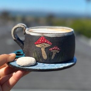 Taza de Cerámica Hecha a Mano con Bandeja, Diseño de Hongo, Negro Mate, para Café, Té, Uso Doméstico, Superventas - Product Image 1
