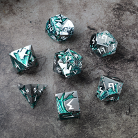 Ensemble de dés de jeu de rôle en métal sculpté Dragon, 7 pièces, dés polyédriques en métal, disponible en bleu / rouge / vert / noir Dragon
