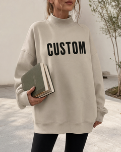 เสื้อสเวตเชิ้ตคอเต่าทรงโอเวอร์ไซส์สำหรับผู้หญิง พรีเมียม สตรีทแวร์แบบสั่งทำได้ ทรงหลวม ผ้าฟลีซหนานุ่ม เหมาะสำหรับฤดูหนาว - Product Image 1