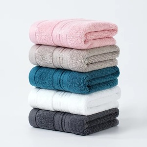Serviette de toilette en coton doux et respirant, qualité supérieure, séchage rapide, écologique, personnalisable, couleur unie, vente en gros - Product Image 5