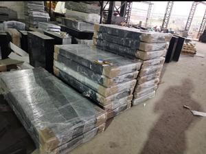 Monuments en granit de couleur noire naturelle, monument en granit élégant pour commémorer les êtres chers - Product Image 2