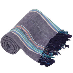 Serviettes de plage Fouta rayées de qualité supérieure, design moderne, personnalisables et avec logo, pour les fournisseurs de plage en Inde - Product Image 1