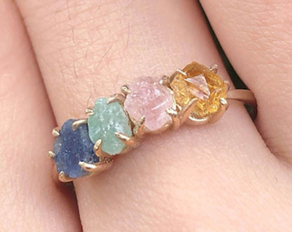 เช่นเดียวกับภาพ