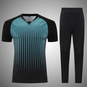 Ensemble de maillot de football pour homme à col en V, manches courtes, polyester respirant, noir et vert, logo imprimé, toutes saisons, coupe classique - Product Image 3