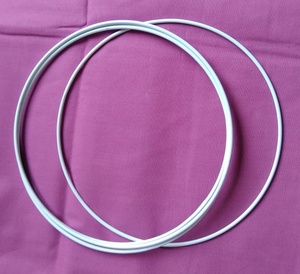 Anillos de metal circulares blancos para manualidades, proyectos de macramé, decoración del hogar personalizada, suministros para niños, aros para atrapasueños y coronas. - Product Image 2