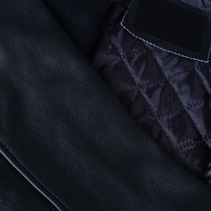 Veste varsity noire surdimensionnée pour homme, streetwear, manches en cuir et laine, rayures jaunes, veste bomber - Product Image 5
