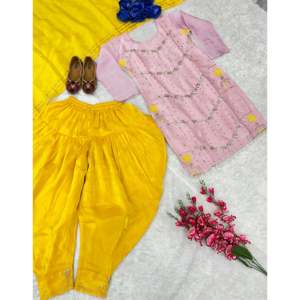 Beau Moti Work Party Wear Top pour femmes Dhoti Dupatta Set - Product Image 4