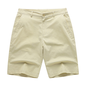 Shorts Bermuda déchirés en polyester de couleur unie pour hommes, taille mi-haute avec cordon de serrage, décontractés, séchage rapide, respirants, pour la gym, logo personnalisé - Product Image 5