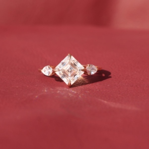 925 Sterling <b>Silver</b> Dark Gray Hexagon Claw Setting Three Stone Moissanite <b>Ring</b> <b>for</b> <b>Men</b> Wedding - Product Image 2