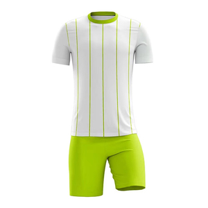 ผู้ผลิต OEM ชุดเสื้อฟุตบอลลายทางสำหรับผู้ชาย แขนสั้น ระบายเหงื่อได้ดี ชุดกีฬาทุกฤดู แบบซับลิเมชั่น - Product Image 1