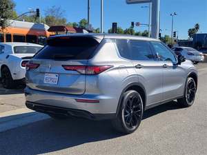 Mitsubishi Outlander SE FWD d'occasion 2022 - Product Image 3