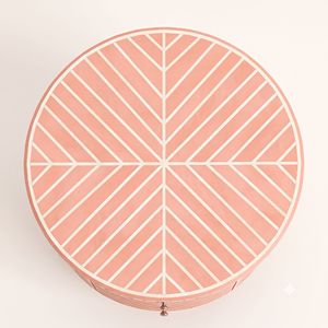 Table de chevet en os incrusté rose, meuble de salon et de chambre à coucher, provenance Inde - Product Image 3