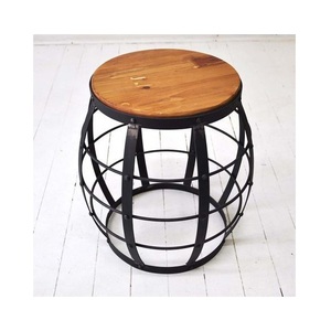 Table d'appoint minimaliste de style nordique moderne, cadre en métal avec plateau en bois, table basse pour hôtel, villa, salle d'art, bureau - Product Image 1