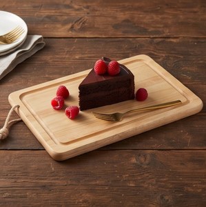 Planche à découper rectangulaire en bois avec rainure pour les jus et boucle de suspension pour la cuisine - Product Image 3