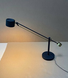 Lámpara de mesa LED de 10W – Altura ajustable, regulador táctil y control de temperatura de color (CCT) - Product Image 2