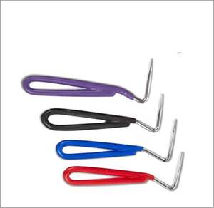 Cure-ongles robuste pour chevaux avec poignée en caoutchouc, outil de nettoyage d'écurie pour l'entretien des sabots, cure-ongles personnalisable pour chevaux - Product Image 3