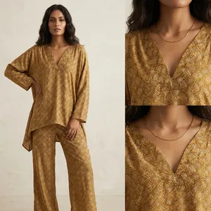 Conjunto de 2 piezas con estampado geométrico color mostaza para mujer, cuello en V, manga larga, corte holgado, estilo bohemio informal, pantalones largos y top - Product Image 5
