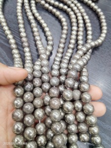 ลูกปัดพลอยไพไรต์แท้ธรรมชาติทรงกลมเรียบเนียน – ลูกปัดคริสตัลขัดเงาคุณภาพระดับ AAA สำหรับทำเครื่องประดับ - Product Image 6