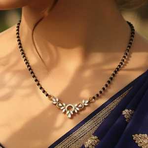 Mangalsutra perlé plaqué or 18 carats en argent Hallmark Niyati avec motif végétal en acier titane or rose pour mariage - Product Image 1
