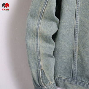 แจ็คเก็ตยีนส์คุณภาพพรีเมียมสำหรับผู้ชาย แบบสั่งทำพิเศษ ปิดด้วยกระดุม พร้อมโลโก้สั่งทำ - Product Image 4