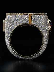 Anillo de Compromiso Champion para Hombre en Plata de Ley 925, Diseño Moderno Personalizado con Moissanita, Estilo Hip Hop, Ideal para Regalo - Product Image 3