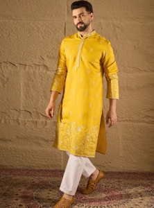 Ensemble Kurta Pajama pour homme KV jaune gaufré, coupe classique, mélange de soie, tenue traditionnelle indienne/pakistanaise pour mariage et fête, séchage rapide - Product Image 6