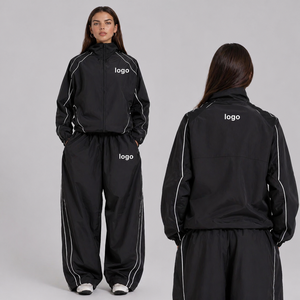 Conjunto Deportivo Personalizado OEM para Hombre y Mujer, Chaqueta y Pantalones de Nailon, Ropa Deportiva Unisex - Product Image 2