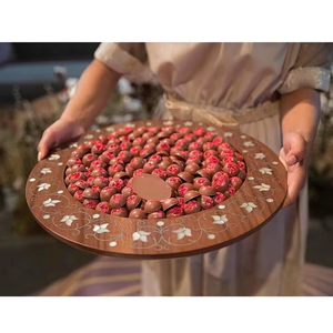 Pieza Exclusiva de Artesanía: Bandeja para Chocolates con Incrustaciones de Madera y Madreperla, Hecha a Medida, Novedad para Artículos de Mesa para Fiestas - Product Image 4