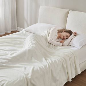 Manta de Cama Doble de Microfelpa - Product Image 1