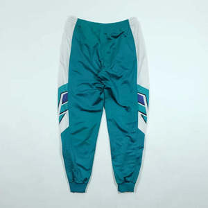 Wholesale <b>Retro</b> 90s Vintage Windbreaker Set Custom Men Women Sportswear <b>Tracksuit</b> Two Piece Jogger Sets Windproof Activewear - Product Image 4