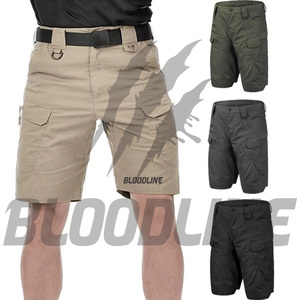 Shorts cargo pour homme Bloodline, taille mi-haute, séchage rapide, tissu Oxford, style workwear, couleur unie, logo sur le devant - Product Image 1
