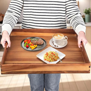 Plateau carré en bois d'acacia fait à la main avec poignées pour servir ou usage décoratif dans la cuisine, la salle à manger ou l'espace ferme - Product Image 6