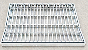 Grille de protection en acier pour bac de récupération |   Fabricant de grilles de drainage industrielles - Product Image 5