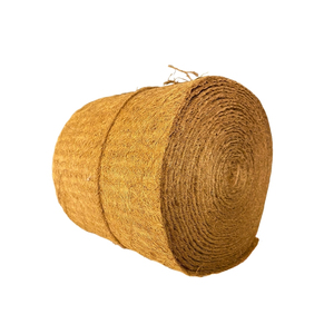 Bande de coco torsadée durable pour le soutien des plantes et la fixation des jeunes pousses dans les environnements de jardin et de ferme - Product Image 1