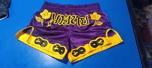 Shorts de Muay Thai personnalisés pour hommes en gros, 100 % polyester, couleur unie, décontractés, séchage rapide, respirants, écologiques, taille élastique, OEM - Product Image 4