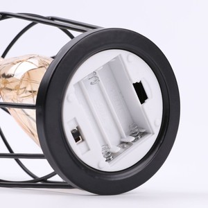 Lanterne en forme de cage à oiseaux en métal avec oiseaux en verre, lumière LED, décoration d'intérieur, forme cylindrique, finition durable - Product Image 2