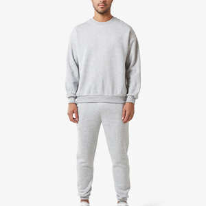 ชุดวอร์มลำลองมีฮู้ดสำหรับผู้ชาย เสื้อแจ็คเก็ตแบบสวมหัว กางเกงจ็อกเกอร์ ผ้าฝ้าย 100% ซับในผ้าฟลีซ รับผลิตแบบ Private Label สกรีนโลโก้ตามสั่ง OEM - Product Image 4