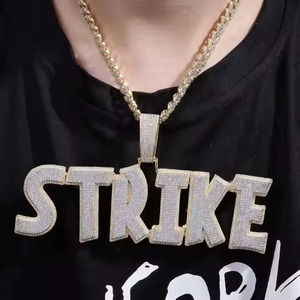 Pendentif diamant Strike pour homme, plaqué argent 925, collier hip-hop, à porter au quotidien - Product Image 1