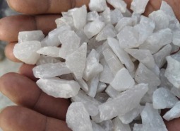 ควอตซ์เกรด M คุณภาพสูง 99.4% SiO2 เหมาะสำหรับแก้วและวัสดุทนไฟในอุตสาหกรรมต่างๆ ส่งตรงจากอินเดีย - Product Image 5