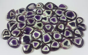 Améthyste naturelle Chevron lisse mélange forme dos plat Cabochon taille libre violet pierre précieuse en gros en vrac semi-précieux - Product Image 4