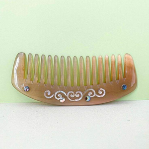 Peigne en corne de buffle UNIQUE pour cheveux, peigne en corne naturelle colorée de qualité supérieure pour extensions capillaires, fabriqué au Vietnam - Product Image 3