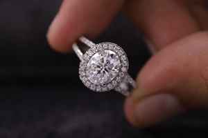 Anillo de Compromiso con Moissanita de Corte Ovalado y Doble Halo, Plata 925 Original, Banda Dividida con Pavé, Joyería Romántica, Anillo de Promesa para Pareja - Product Image 2