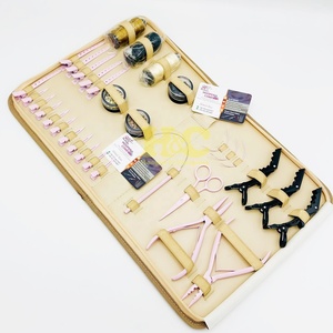 Nouveau kit d'outils pour extensions de cheveux roses : aiguilles, pinces en acier inoxydable, micro-perles, extensions de cheveux à bandes, pinces, ciseaux, logo personnalisé - Product Image 3
