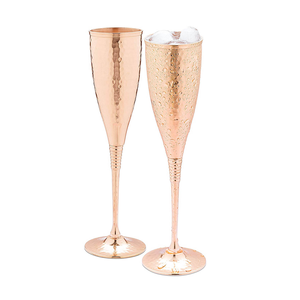 Gobelet en cuivre fini avec flûtes en laiton pour la bière et le vin, idéal pour les bars et hôtels de luxe - Product Image 4