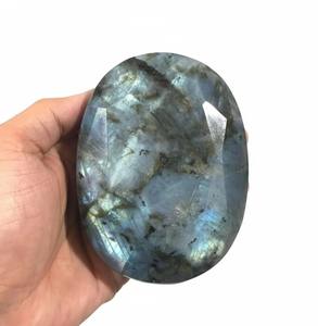 ลาบราโดไรต์รูปไข่ธรรมชาติคุณภาพสูง สีน้ำตาลประกาย ลาบราโดไรต์รูปทรงข้าวหลามตัด คริสตัลบำบัดแกะสลักลายเพชร สำหรับการทำสมาธิและเป็นของขวัญ - Product Image 4