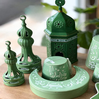 Dubai Style New Arrival Home Dekorative Ramadan Eid Religiöse Verwendung Eisen Metall Grüne Farbe Mondform Design