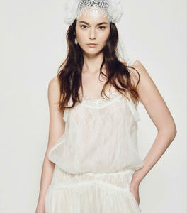 Robe blanche transparente élégante et romantique, design léger et serein |   Fabriqué au Vietnam - Product Image 3
